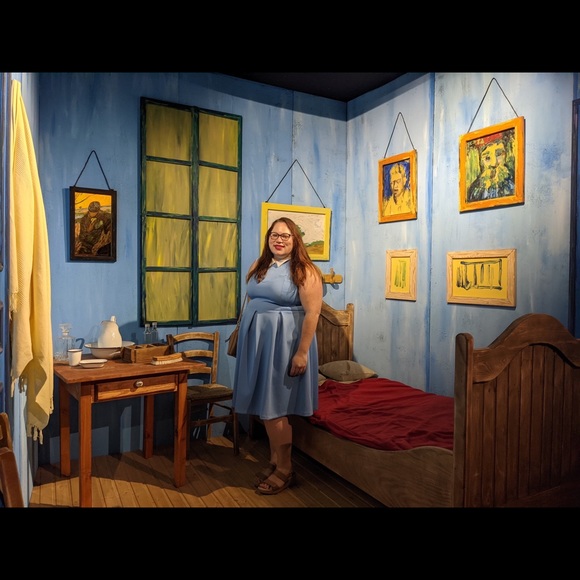 Meet your Posher, Jaime - Picture 15 of 16